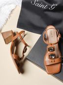 Brown color option, Currently selected