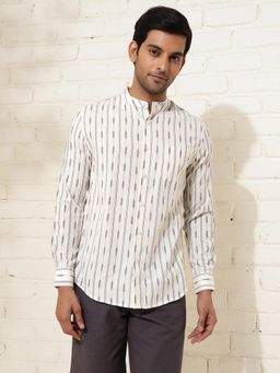 Fabindia - Men White Mandarin Neck Full Sleeves Shirt