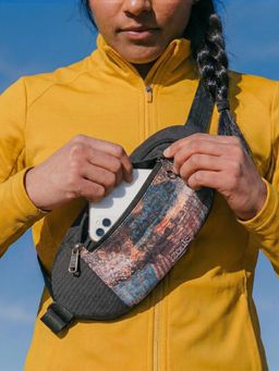 Zouk - Multi-Color Women's Triund Baroque Faye Fanny Pack