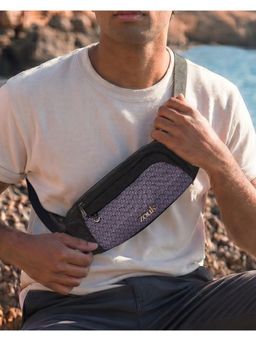 Zouk - Grey Men's Zanskar Zenith Faye Fanny Pack