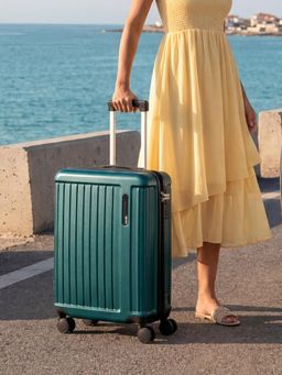 Zouk - Teal Women's Sahana Trolley Bag