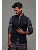 Navy Blue color option, Sold out, Currently selected