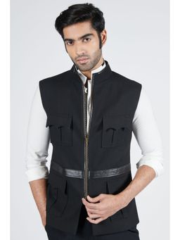 S&N by Shantnu Nikhil - Black Zipper Waistcoat