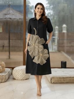 ZUMMER - Embroidered Midi Dress
