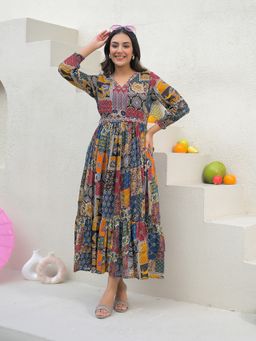 ZUMMER - Embellished Maxi Dress With Belt