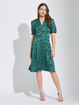 Latin Quarters - Women Green Half Sleeves Printed Party Knee Length Dress