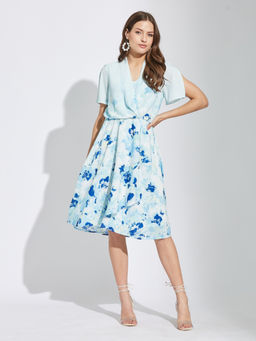 Latin Quarters - Women Blue Half Sleeves Tie and Dye Casual Knee Length Dress