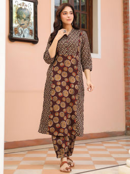 SAVI - Brown Cotton Printed Kurta with Pant (Set of 2)