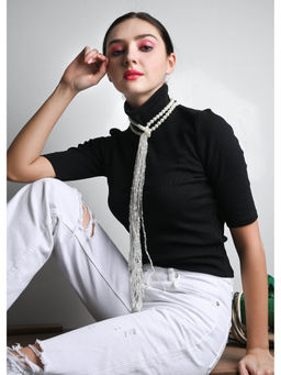 Odette - White Pearl Necklace