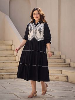 ZUMMER - Women Black Midi Dress with Jacket