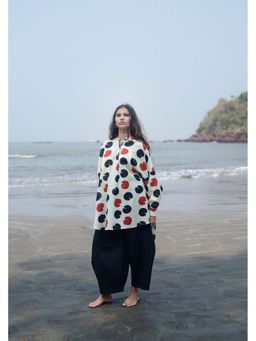 Raas Life - Salvia Polka White Kurta With Pant