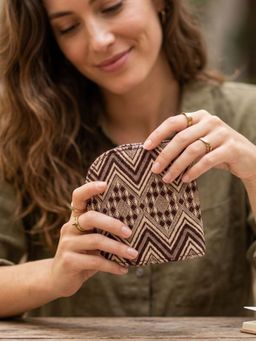 The House Of Ganges - Brown Handloom Wallet
