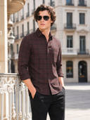 Maroon color option, Currently selected