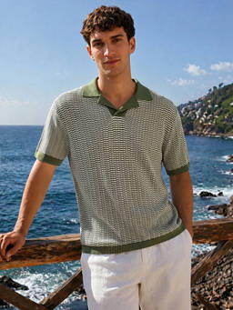 The Indian Garage Co - Green Cotton Blend Collar Neck Slim Fit Textured Half Sleeves Polo T-Shirt
