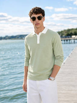 The Indian Garage Co - Green Cotton Blend Collar Neck Slim Fit Solid/Plain Polo T-Shirt