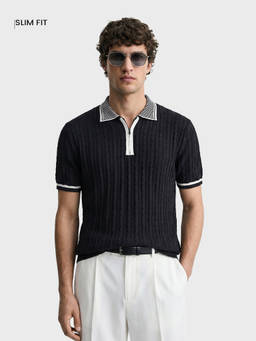 The Indian Garage Co - Black Cotton Blend Collar Neck Slim Fit Textured Half Sleeves Polo T-Shirt