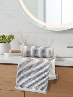 MYTRIDENT - Symphony Of Threads Super Soft, Absorbent, Orris Towels (Pack of 2)