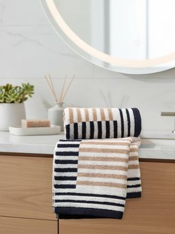 MYTRIDENT - Symphony Of Threads Super Soft, Absorbent, Orris Towels (Pack of 2)