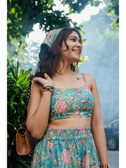 ODHANON - Green Floral Crop Top for Women