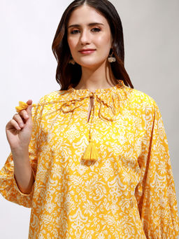 TOKYO TALKIES - Yellow Floral Regular Fit Top