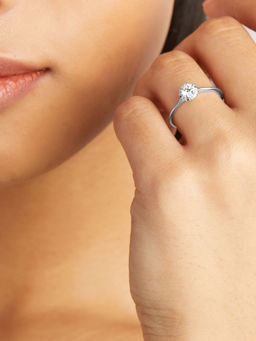 Mia by Tanishq - Bright Classic Silver Finger Ring (53)