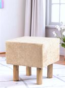 Off White color option, Currently selected