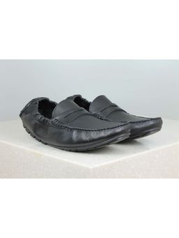 PRIVO - Black Solid-plain Casual Shoes