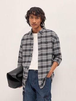 The Bear House - Men's Grey Checks Cotton Relaxed Fit Flannel Shirt