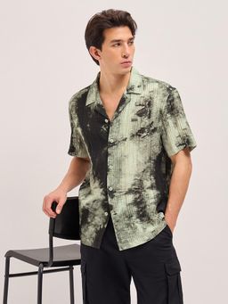 The Bear House - Men's Green Relaxed Fit Printed Shirt