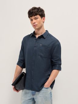 The Bear House - Men's Blue Relaxed Fit Solid Shirt