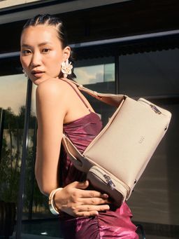 Kazo - Off White Sterra Handbag (M)