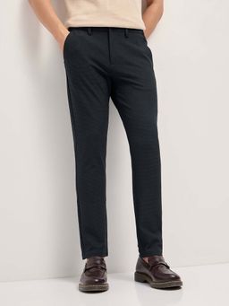 The Bear House - Men Black Polyester Blend Textured Trouser