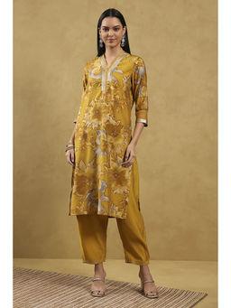 Rangriti - Women Mustard Viscose Blend Printed Straight Kurta with Pant & Dupatta