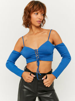 TALLY WEiJL - Off-Shoulder Tied Crop Top In Blue