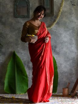 Suta - Red Floral Tassels Saree without Blouse
