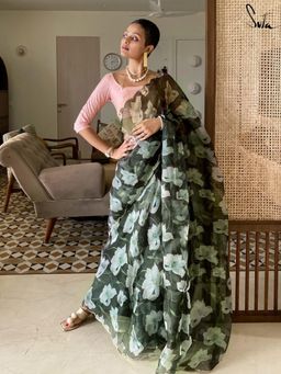 Suta - Black Floral Printed Saree without Blouse