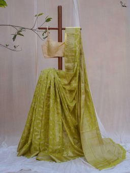 Suta - Green Woven Zari Saree without Blouse