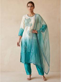 SAANTHA - White Silk Embroidery Kurta With Pant