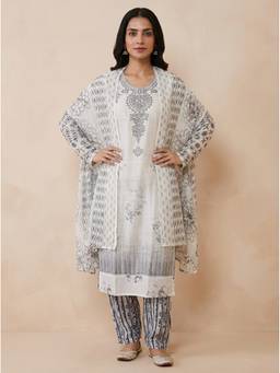 SAANTHA - White Linen Kurta With Pant And Dupatta