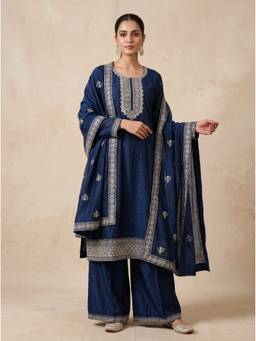 SAANTHA - Blue Silk Embroidery Kurta With Pant And Dupatta
