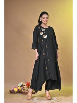 SAANTHA - Midnight Sparrow Santhali Hand Embroidery Black Kurta With Pant