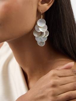 Accessorize London - Women's Teardrop Pearl Chandelier Earrings