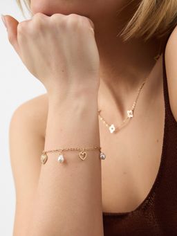 Accessorize London - Women's Heart and Pearl Charm Bracelet
