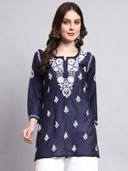 Navy Blue color option, Currently selected