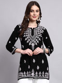 Black color option, Currently selected