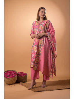 Mamicha - Vintage Bloom Pink Kurta With Pant And Dupatta