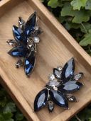 Navy Blue color option, Currently selected