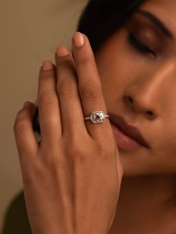 Shaya by CaratLane - The Matriarch's Mark Elephant Ring