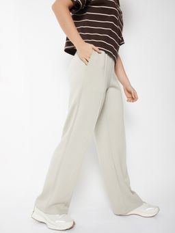 max - Women Solid Regular Fit Beige Trackpant