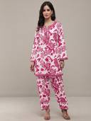 Pink color option, Currently selected